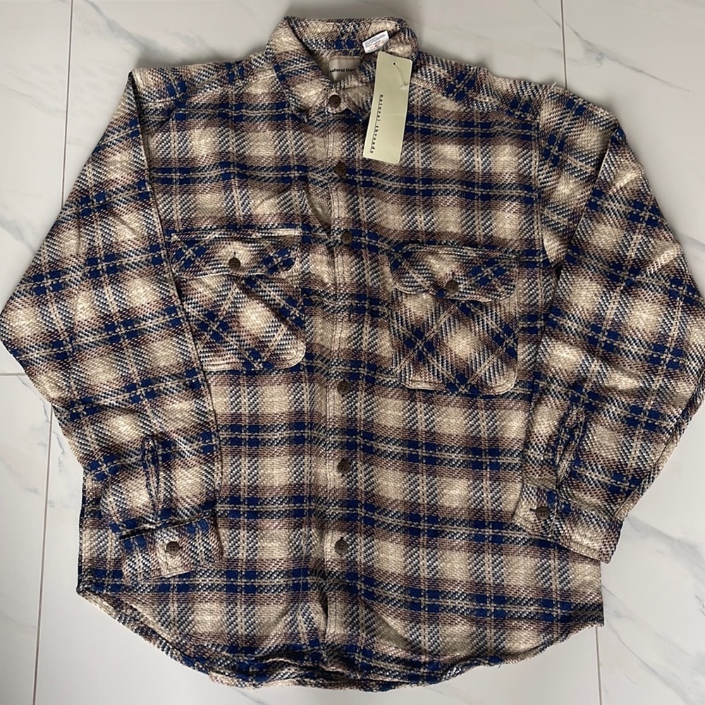 BNWT Women causal shirt M 100% cotton